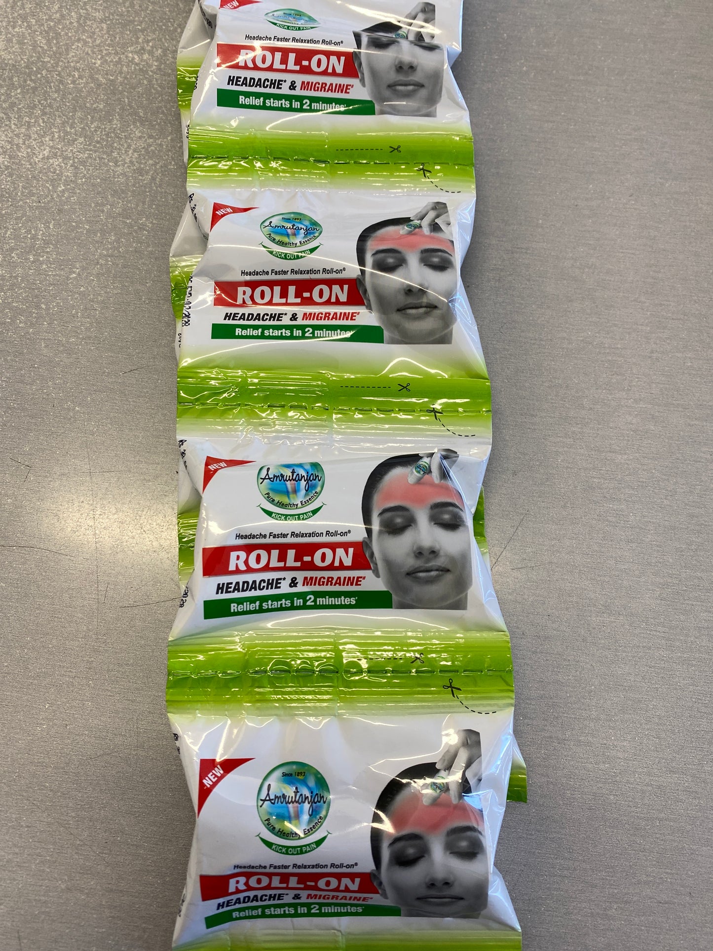 Amrutanjan roll on small